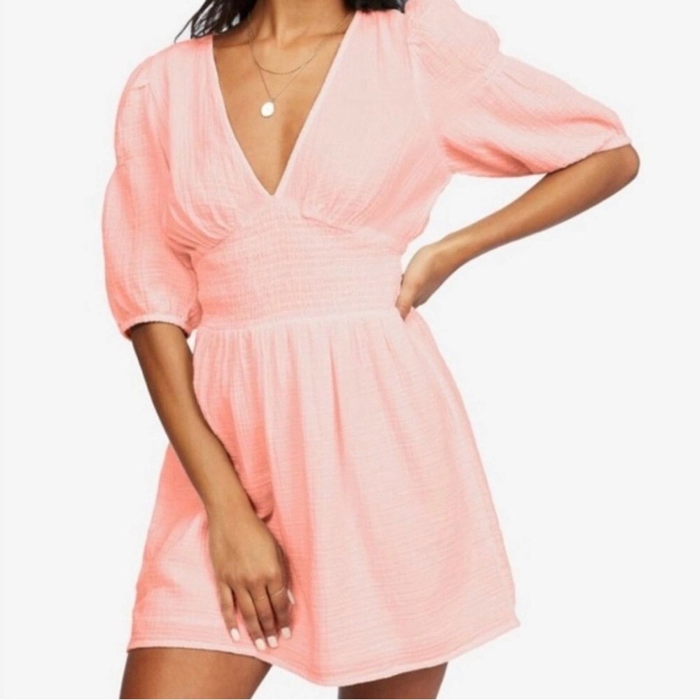 Billabong Spellbound Smocked Mini Dress Peachy Daze Women’s Medium Cotton Beachy